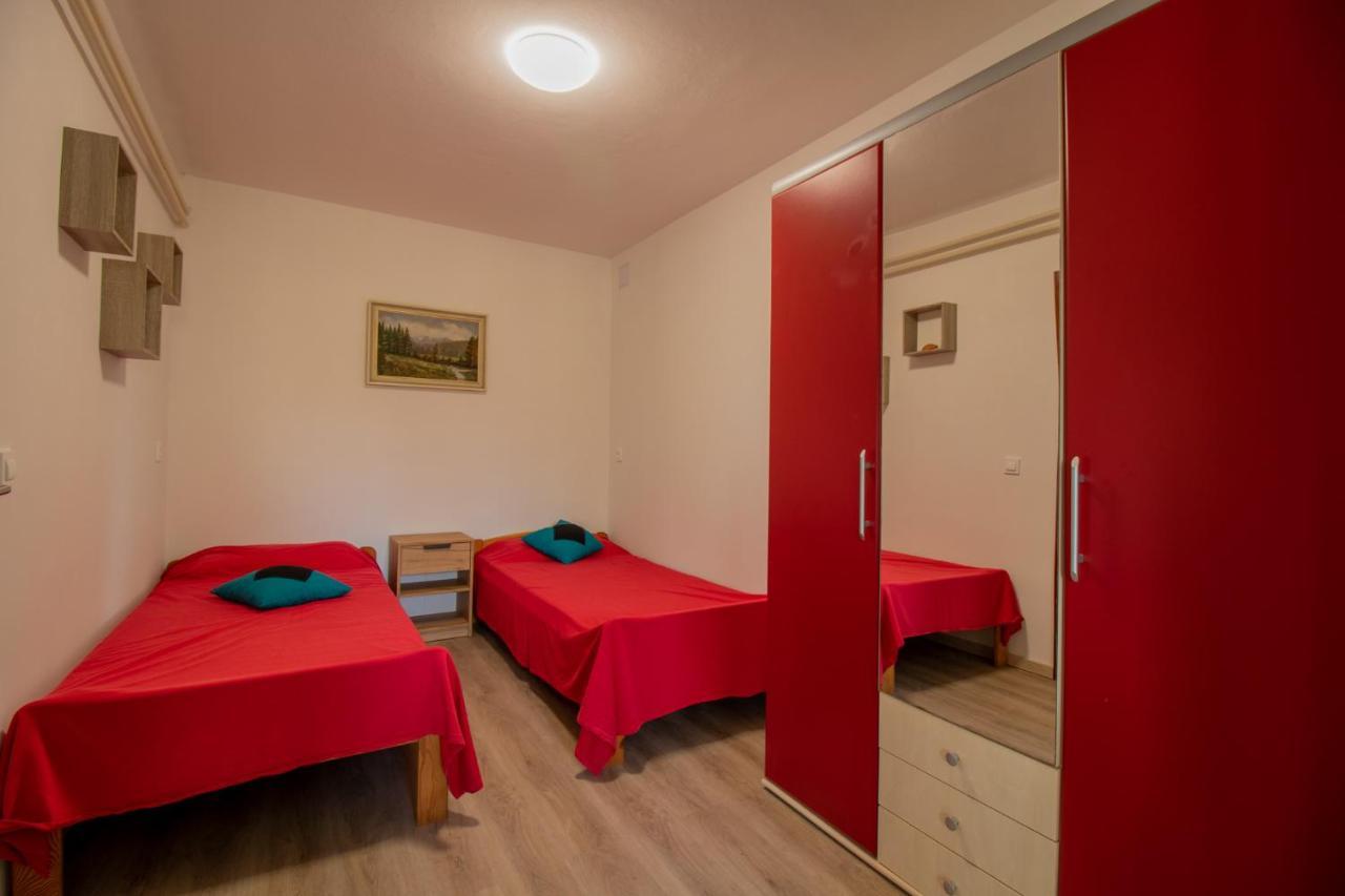 בפורטורוז Olive Garden & Sea Apartments מראה חיצוני תמונה