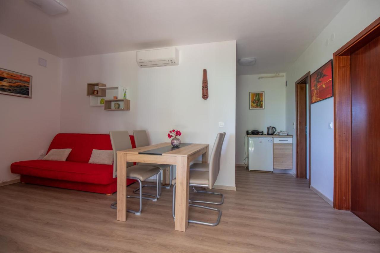בפורטורוז Olive Garden & Sea Apartments מראה חיצוני תמונה